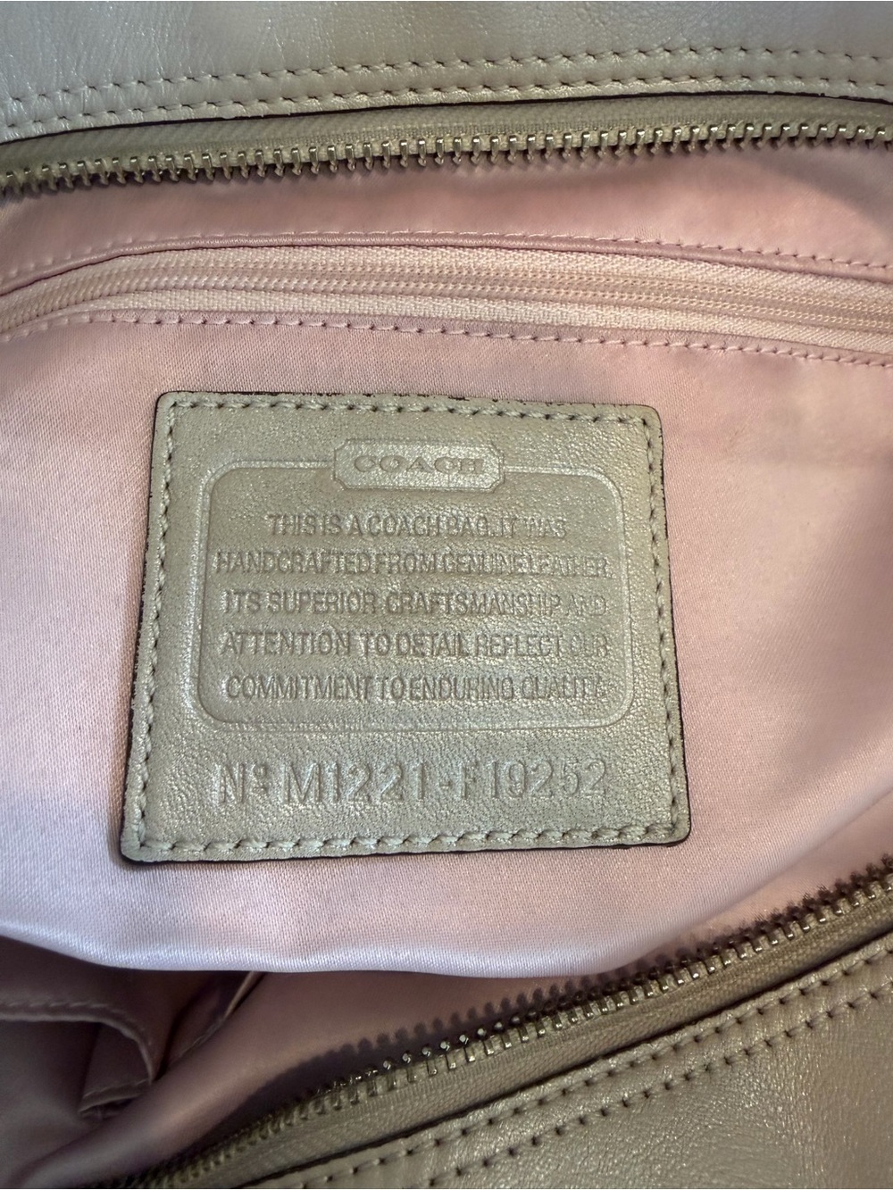Coach Gallery East West Tote - 19252 - Picture 8 of 8